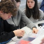 Kaiserin-Augusta-Schule aus Köln mit dem Projekt "Wann haben Lebewesen Stress?"